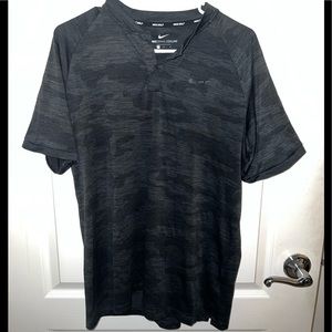 NIKE MENS CAMO GOLF SHIRT